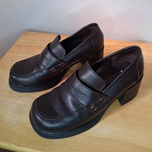 Bakers Brown Leather Penny Loafers Women's Size 7 Slip On Comfort Shoes